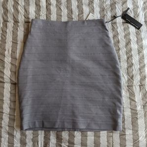 Express ribbed light gray skirt